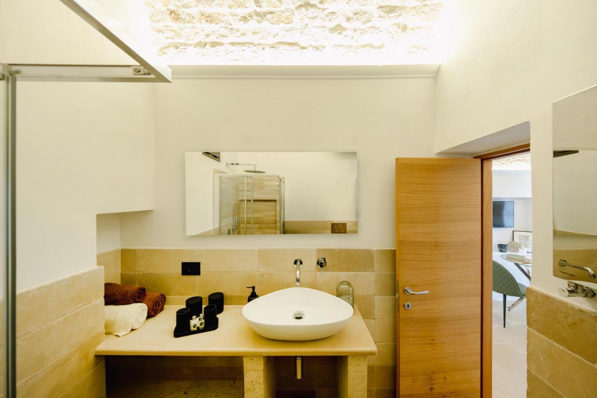 La Maison - Private Wellness 奥斯图尼 外观 照片